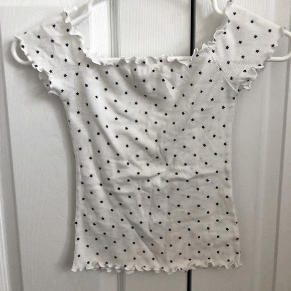 Off the shoulder lettuce hem shirt - Picture 1 of 5